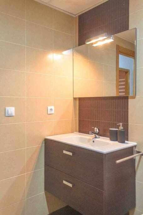 Apartment Central House กัสเตญองเดลาปลานา ภายนอก รูปภาพ